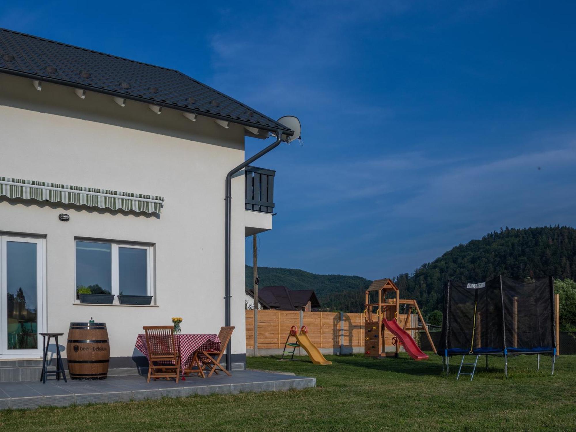 Отель Dom Hills Bucovina Гура-Гуморулуй Экстерьер фото